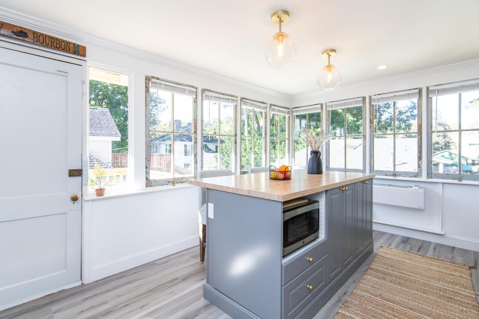 Loft On Capital - Ideally Located To Distilleries Frankfort Exterior foto